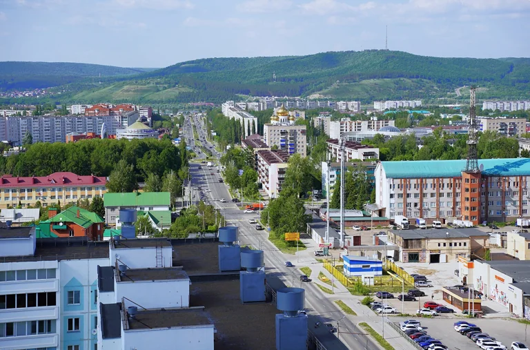 Проспект Строителей и панорама города
